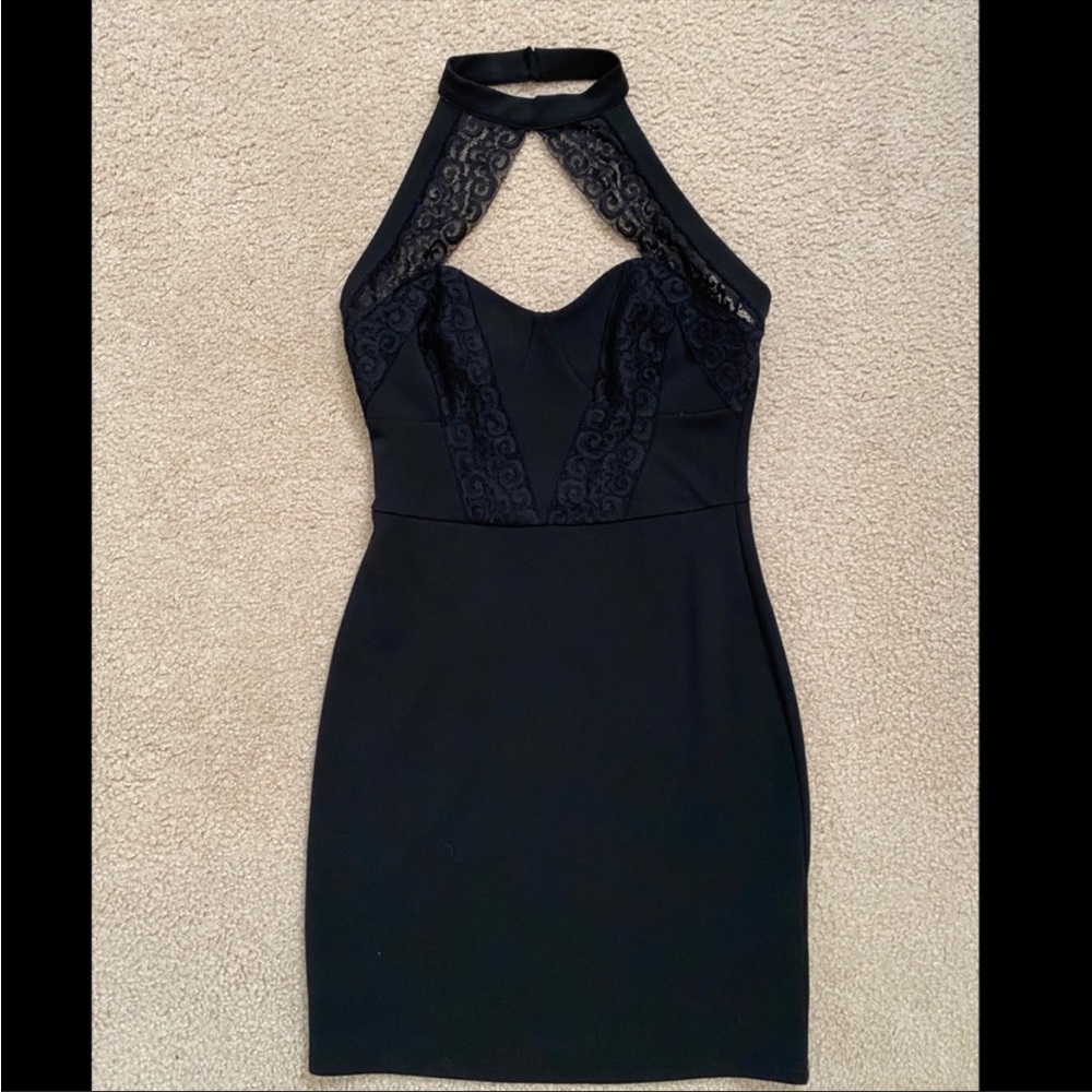 Guess bodycon mini lace black dress